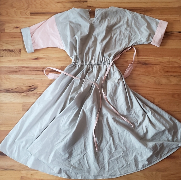 Last chance!! Vintage 1980s does 50s grey, pink white midi dress - Picture 4 of 4